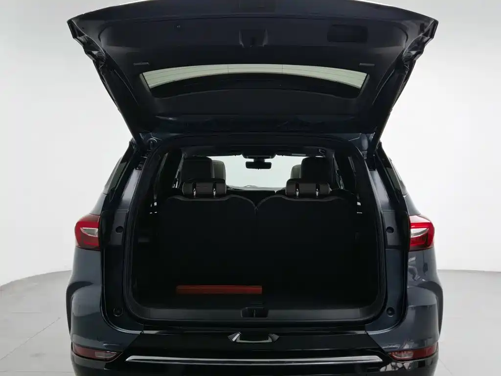 Фото 16 - Buick Enclave
