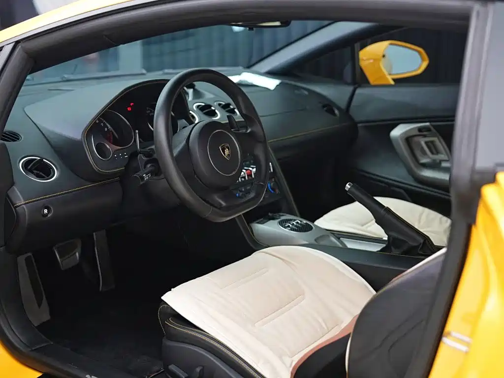 Lamborghini Gallardo 2010 2011 Lamborghini Gallardo LP 560-4 Bicolore