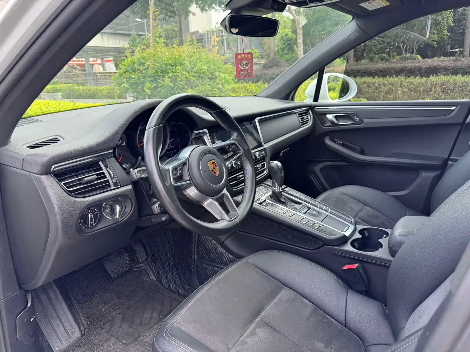 Фото 4 - Porsche Macan