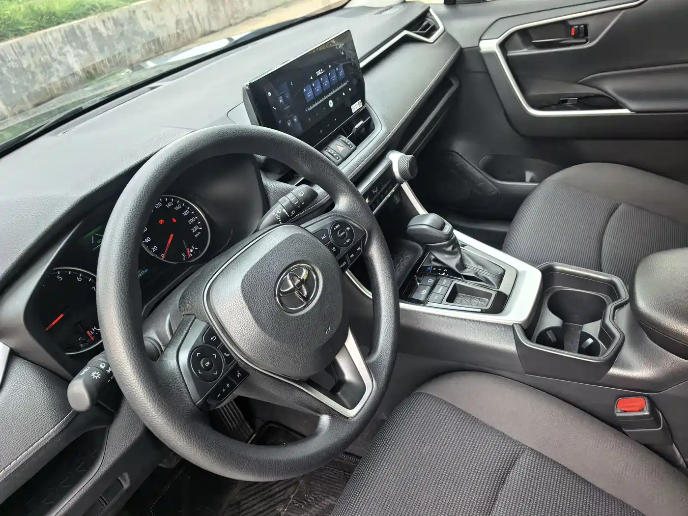 TOYOTA RAV4 RONGFANG