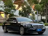 صورة 3 - Mercedes-Benz E-Class