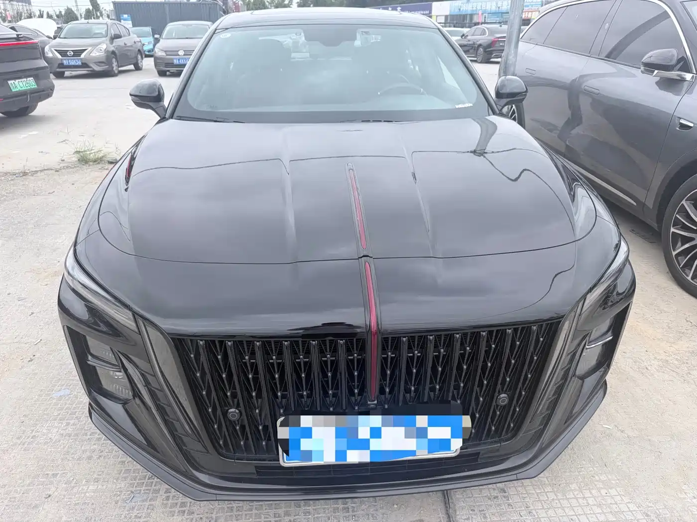 Фото 2 - Hongqi H5