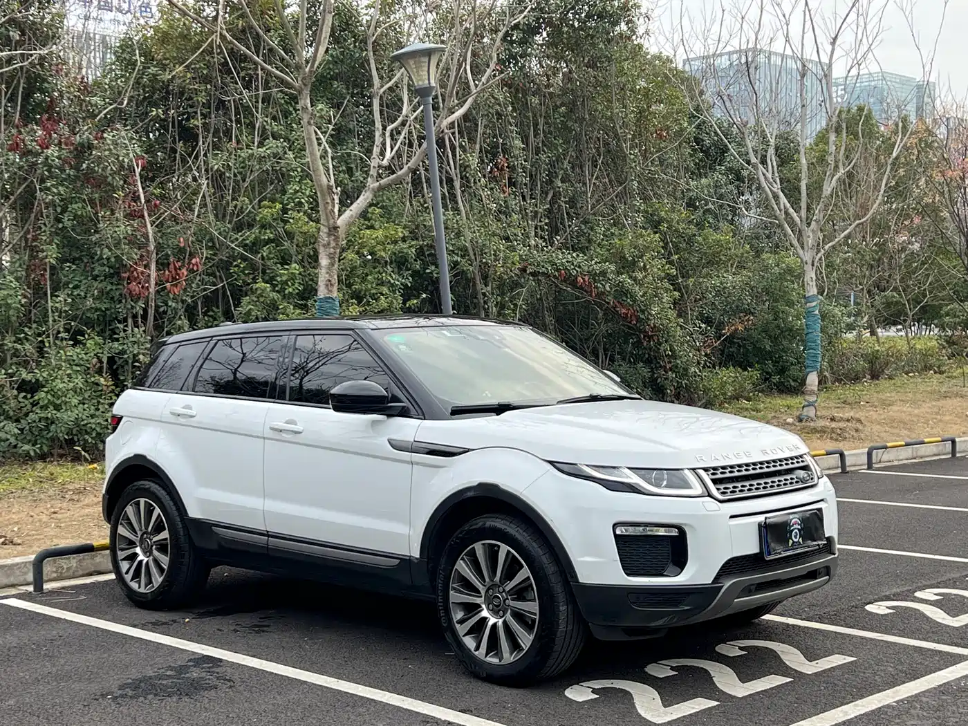 Land Rover Range Rover Evoque 2018 240PS SE Smart Edition фото 3