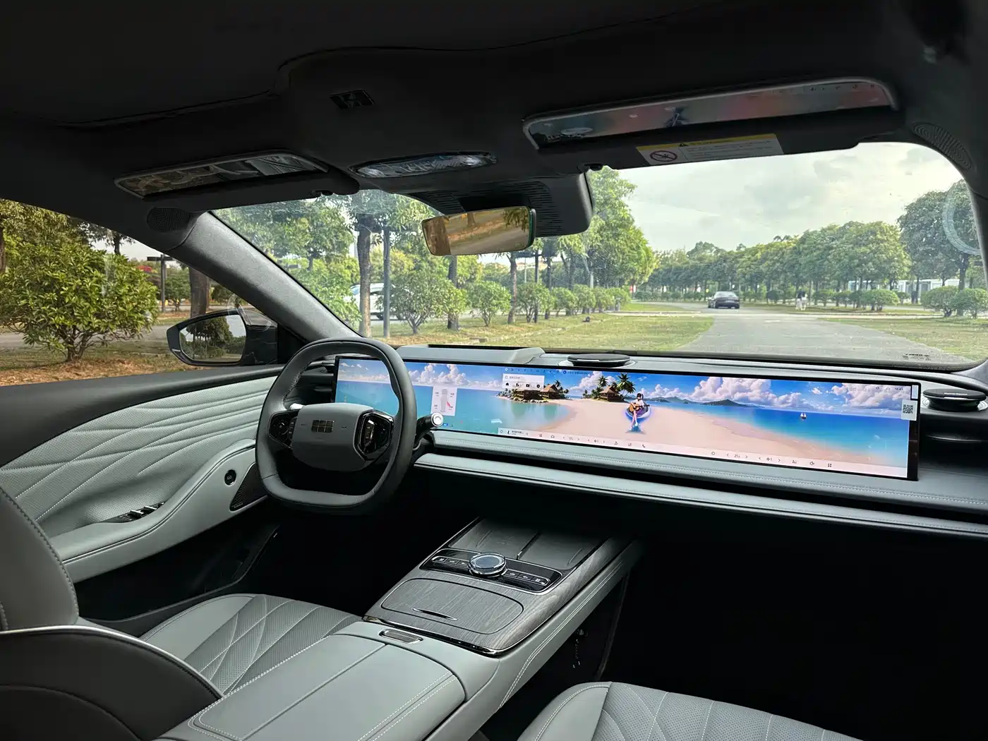 GEELY GALAXY GALAXY E8