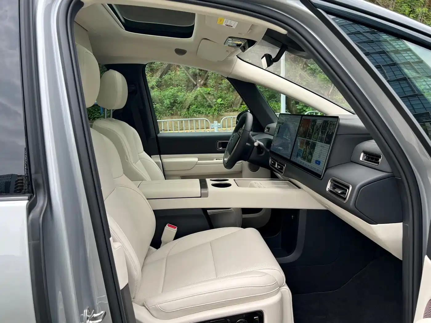 Li Auto MEGA 2026 2025 Model Home Family Special Edition