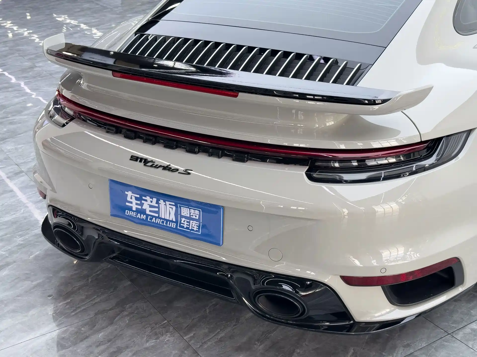 Фото 29 - Porsche 911