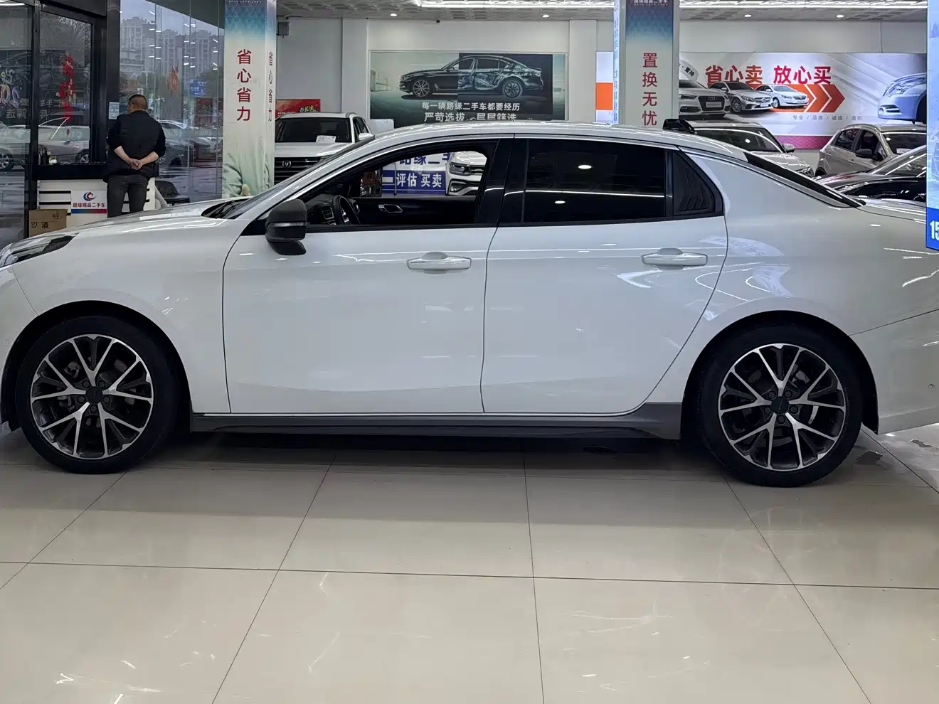 Lynk & Co 03 2019 2.0TD Auto Power Pro Version фото 3