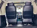 Photo 12 - Toyota Sienna