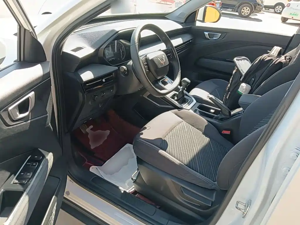 Wuling Motors Wuling Xingchi 2023 2022 1.5L Manual Freedom Edition
