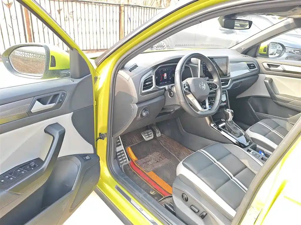 Volkswagen T-ROC 2023 300TSI DSG 2WD Starlight Edition фото 12