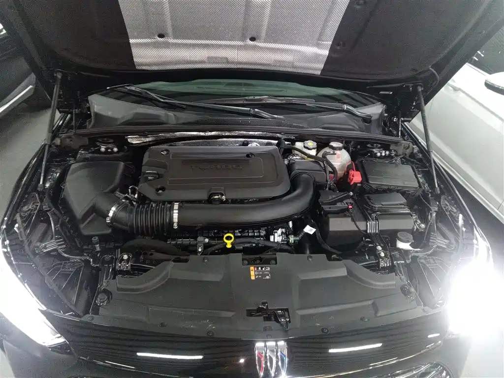BUICK REGAL