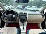 Photo 6 - Toyota Corolla