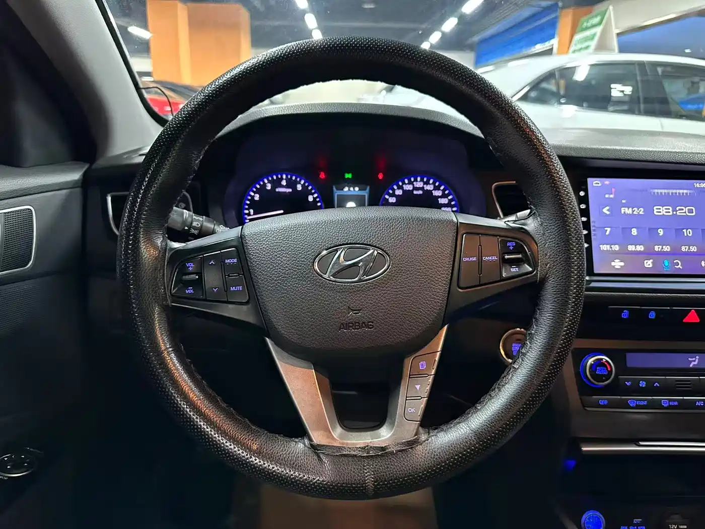 Hyundai Mistra 2014 1.8L Auto Premium DLX фото 10
