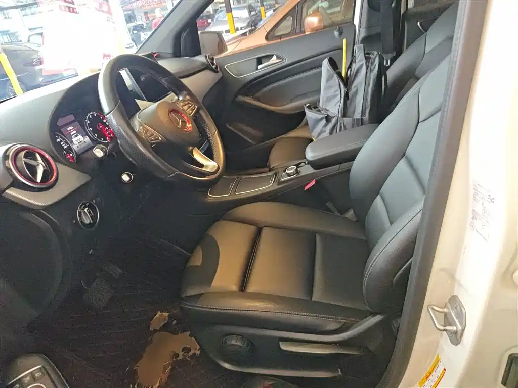 Mercedes-Benz B-Class 2017 B 200 Dynamic фото 8
