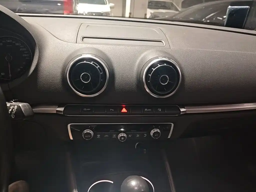 Фото 13 - Audi A3