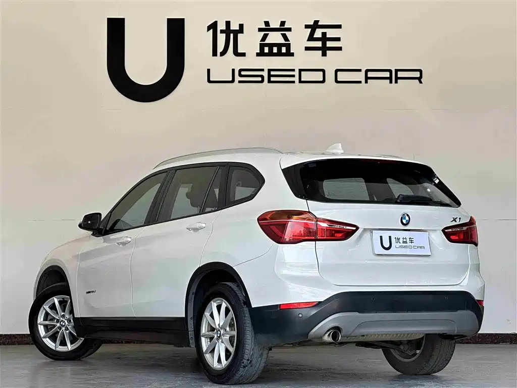 BMW X1 2018 sDrive18Li Fashion Model фото 7