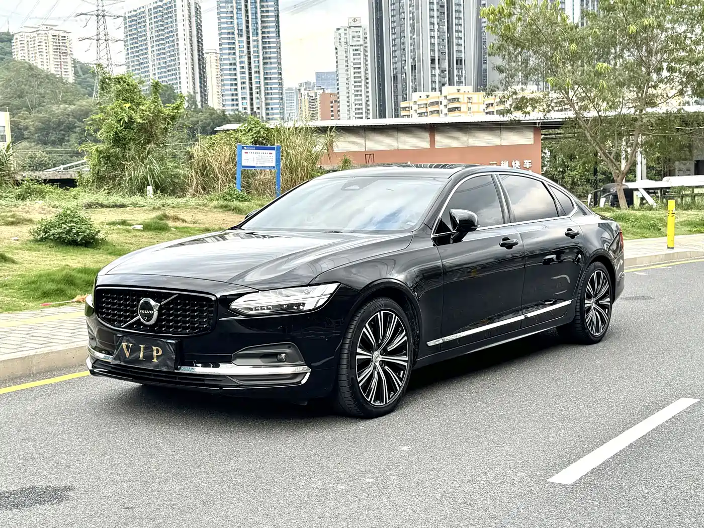 Volvo S90 2024 B5 Excellence Luxury Edition
