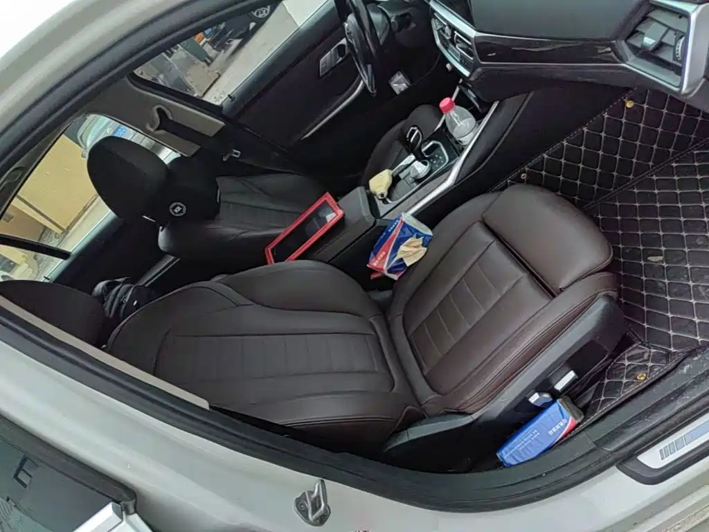 Фото 25 - BMW 3 Series