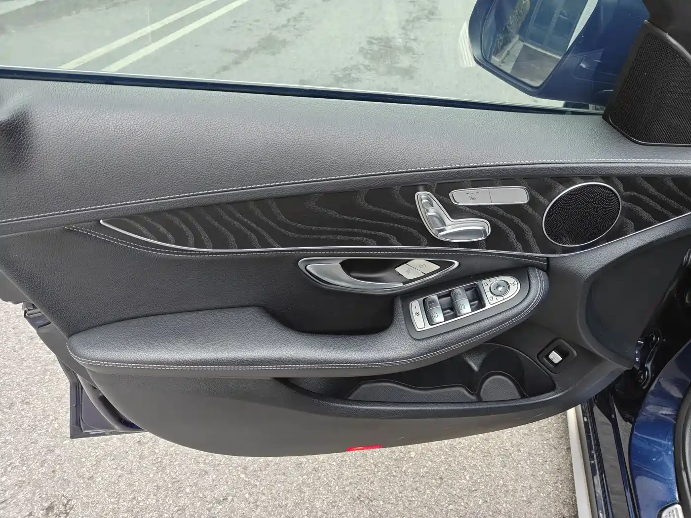 Mercedes-Benz C-Class 2015 Facelift C 200 L Sport фото 7