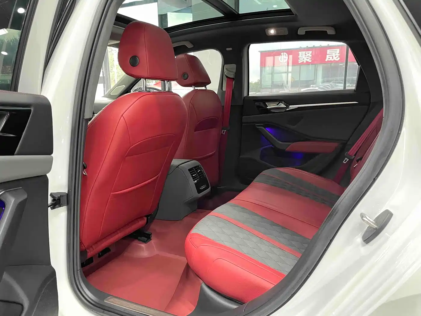 Volkswagen Sagitar, миниатюра 9