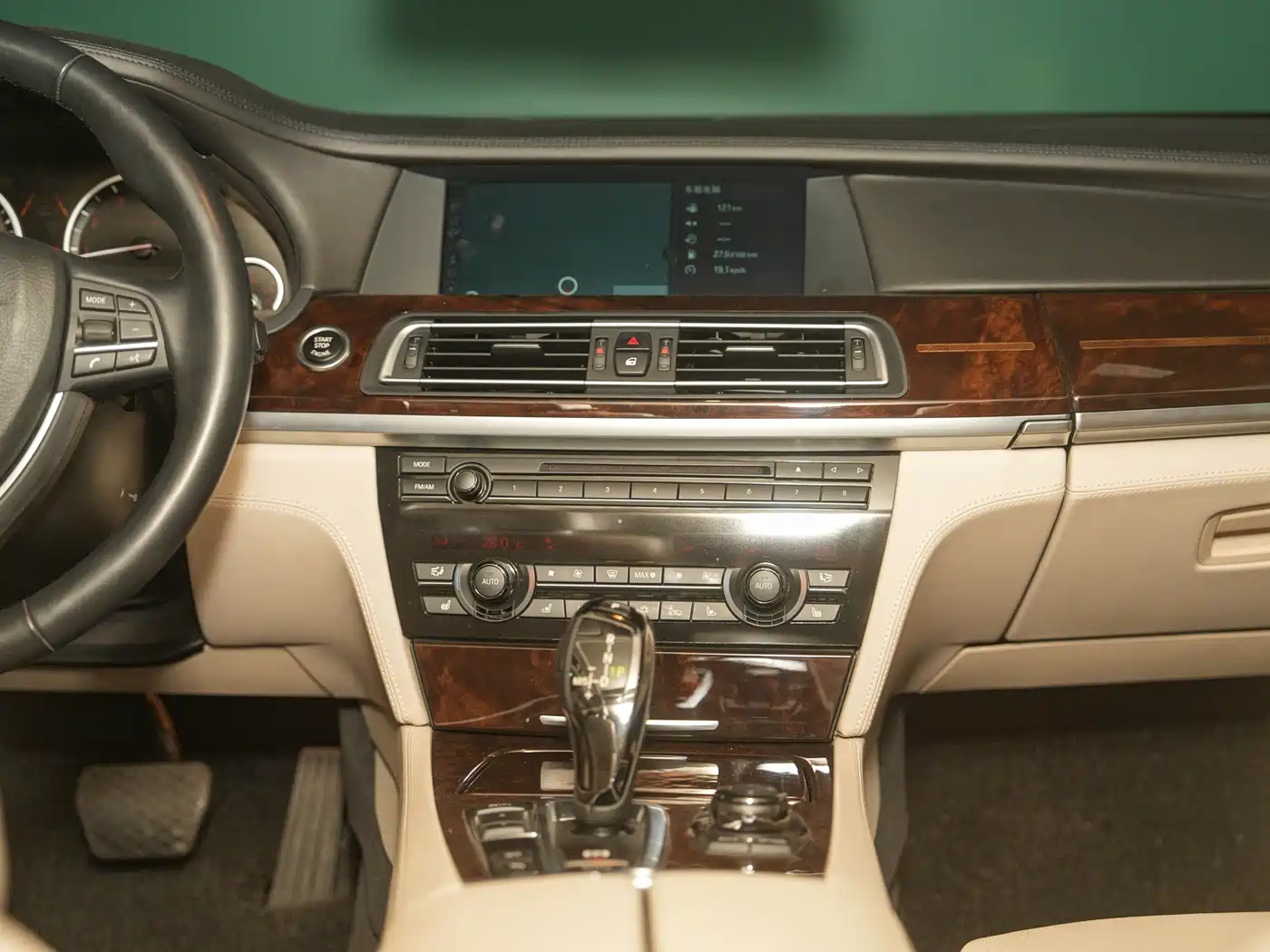 BMW 7 Series 2012 760Li 25th Anniversary Limited Edition фото 15