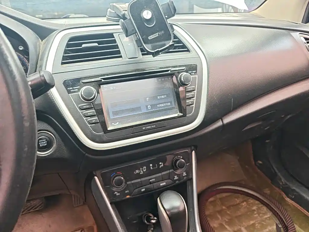 Suzuki SX4 S-Cross 2015 2014 1.6L CVT 2WD Elite