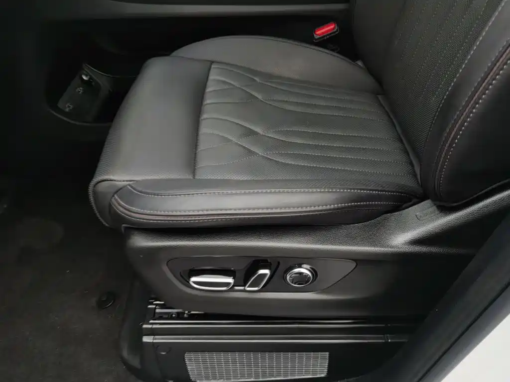 GAC Trumpchi M8, миниатюра 20