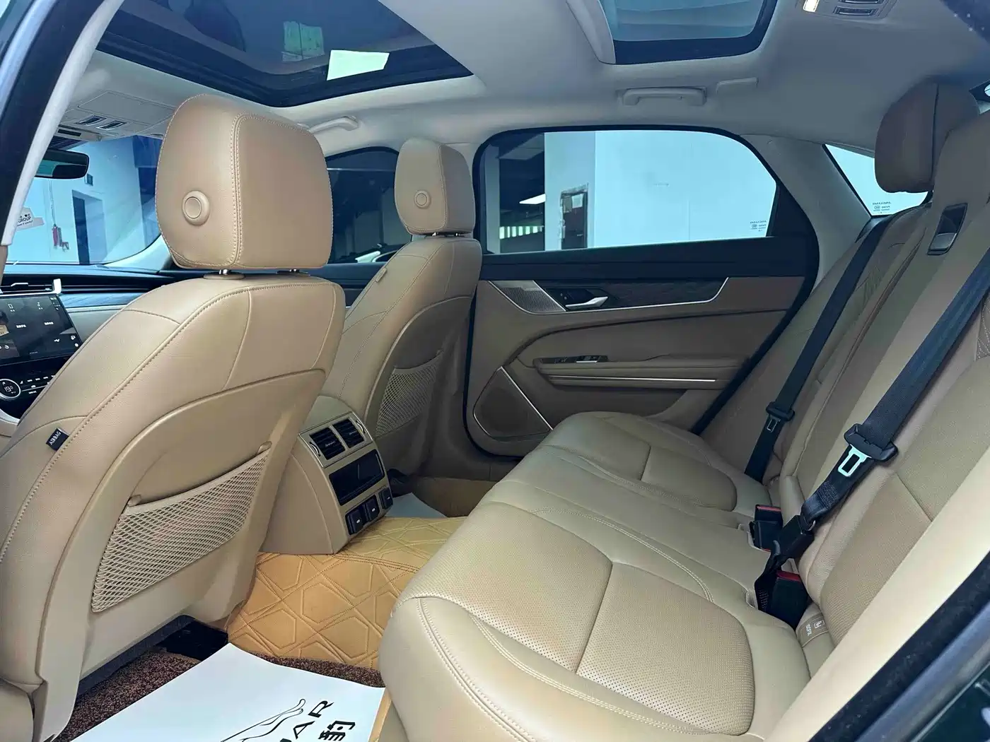 Jaguar XFL 2026 2025 2.0T P250 FWD Luxury Edition