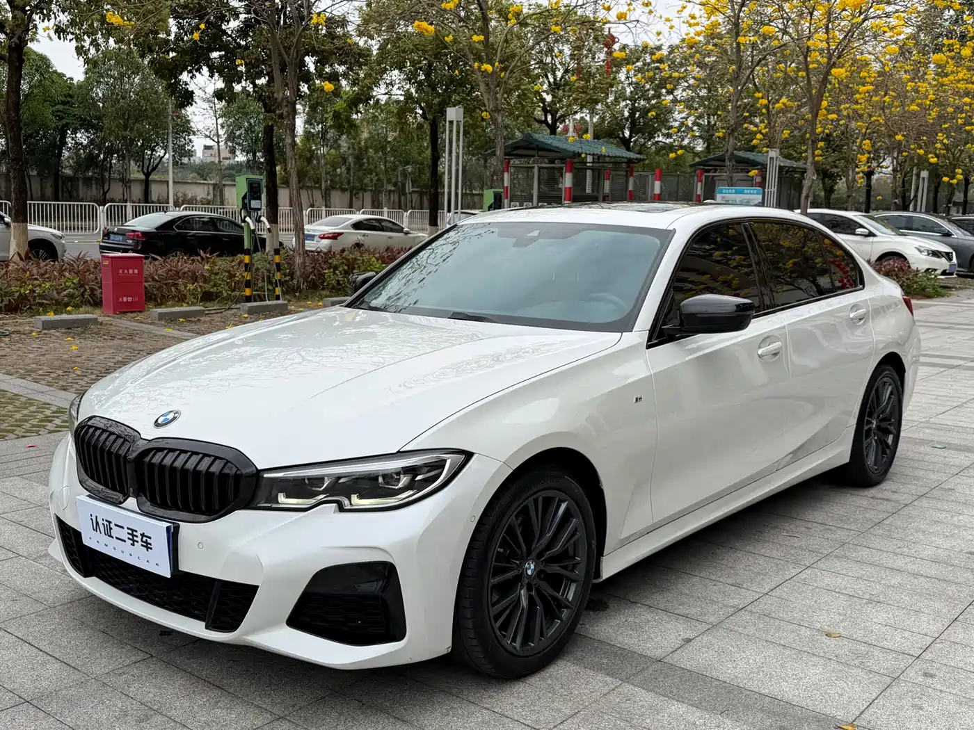 BMW 3 Series 2021 Facelift 325Li M Sport Shadow Edition