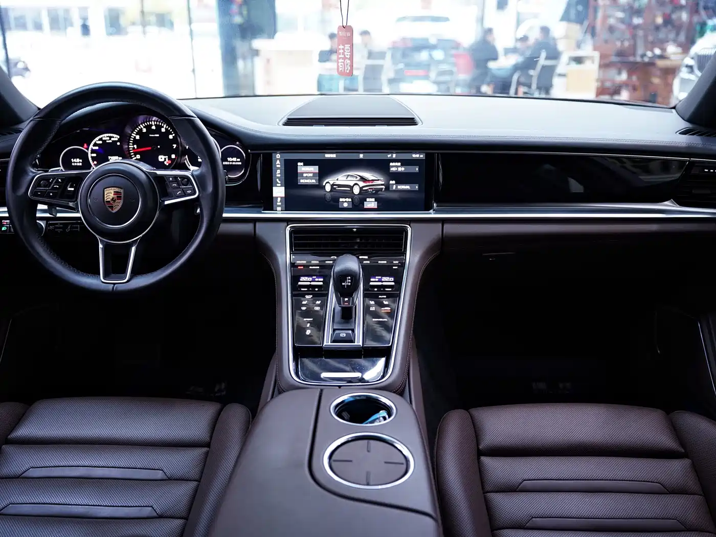 Porsche Panamera 2017 Panamera 3.0T фото 9