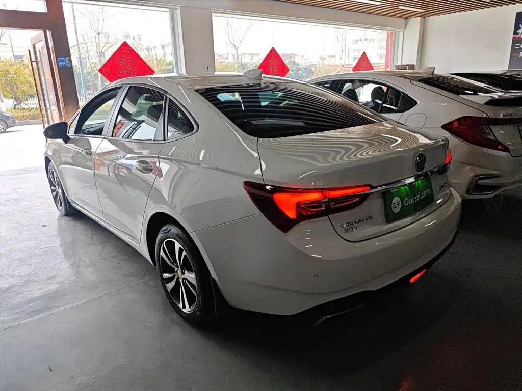Buick Verano 2020 20T CVT Leading фото 5
