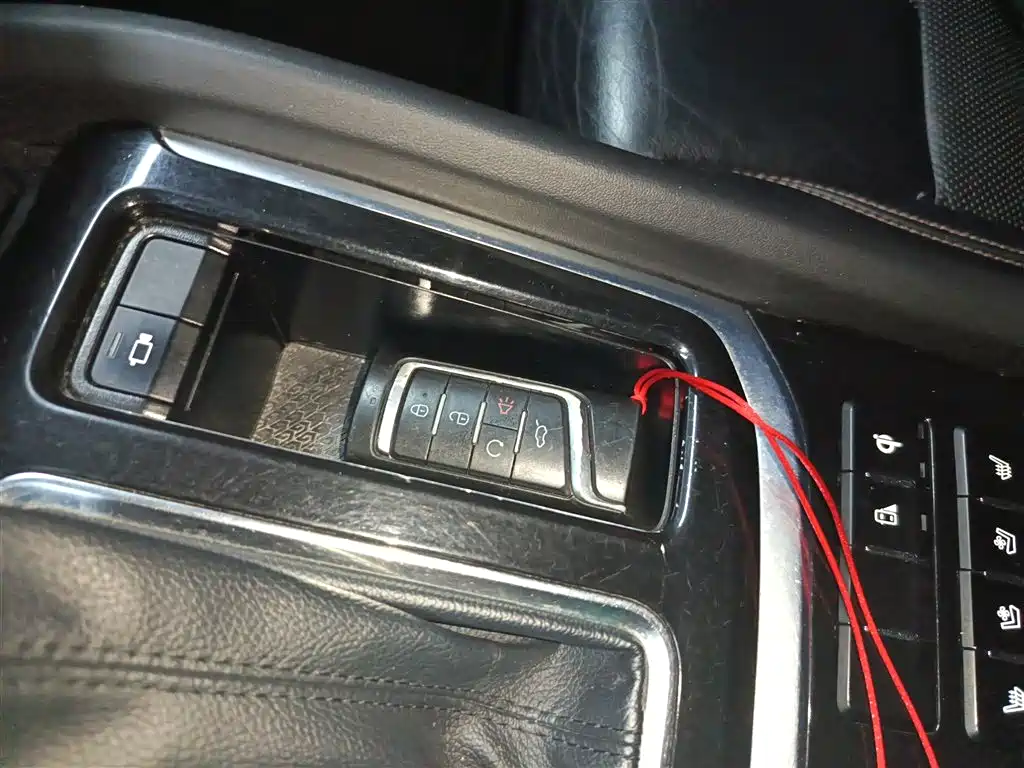 GAC Trumpchi Trumpchi GS8 2017 320T 2WD Luxury Smart Connect (7-seater) фото 17