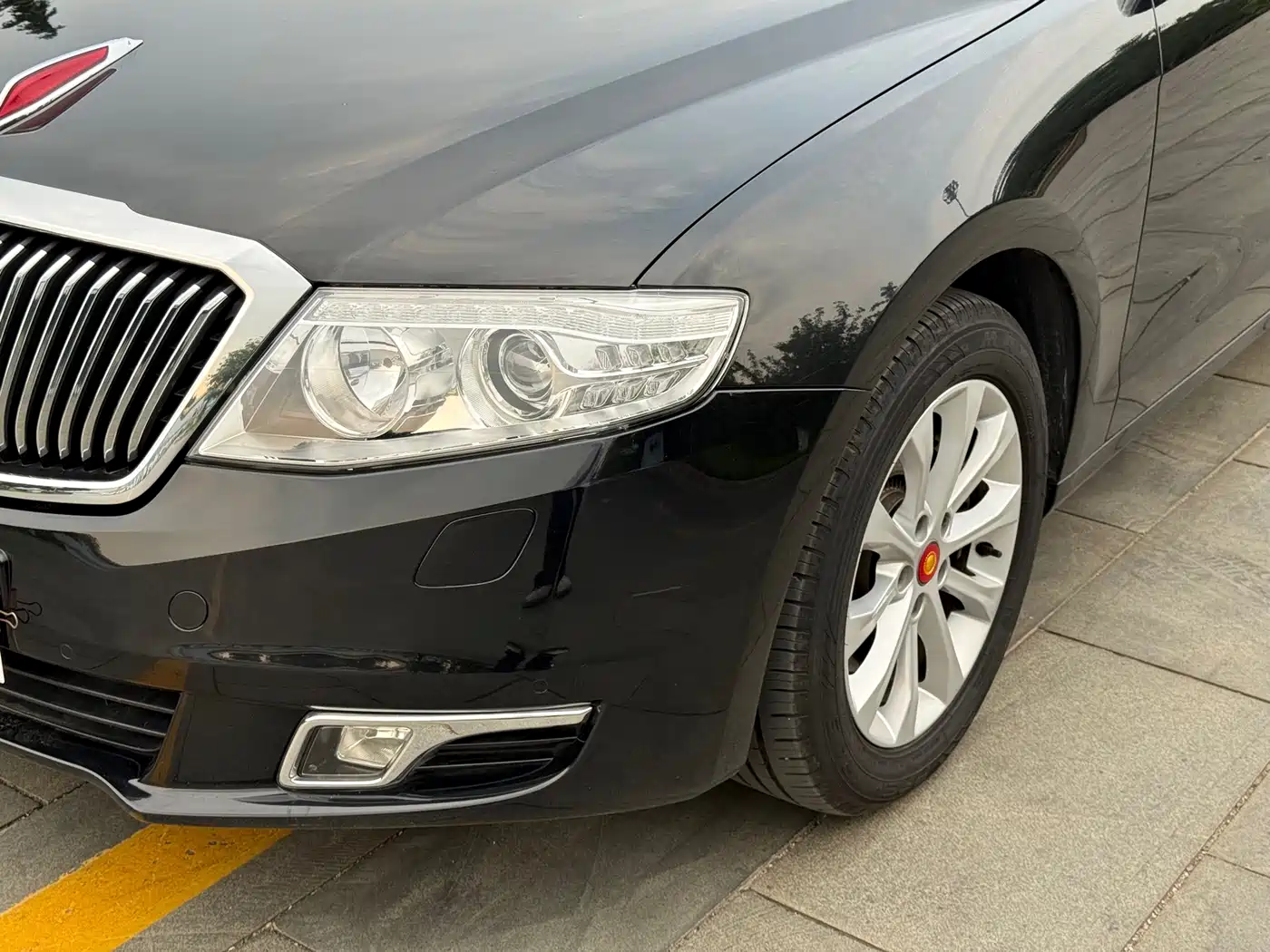 Hongqi H7 2015 2015 2.0T Luxury