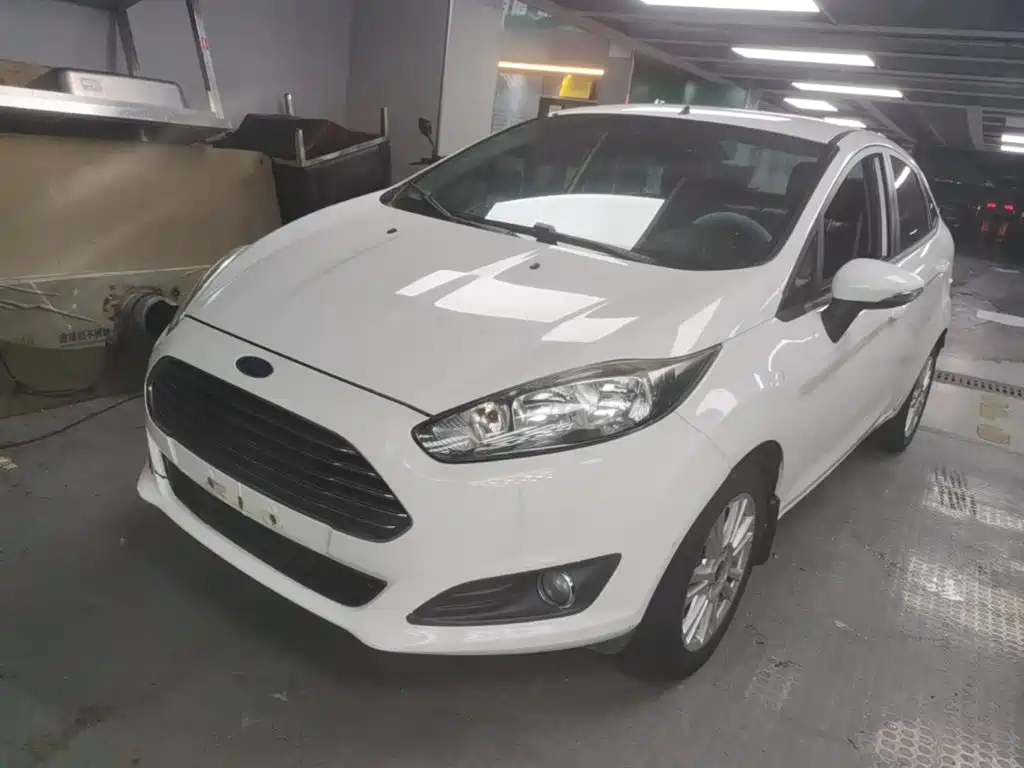Ford Fiesta 2015 2013 Sedan 1.5L Automatic Fashion