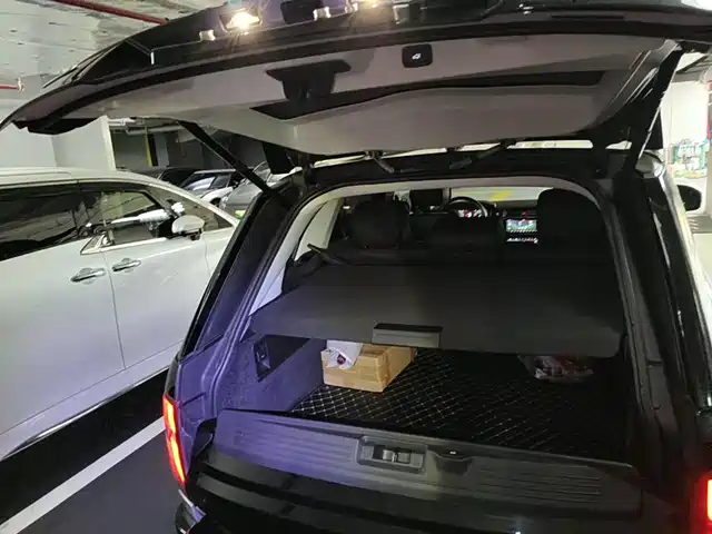 Land Rover Range Rover 2018 3.0 SC V6 Golden Age Edition — фото 5