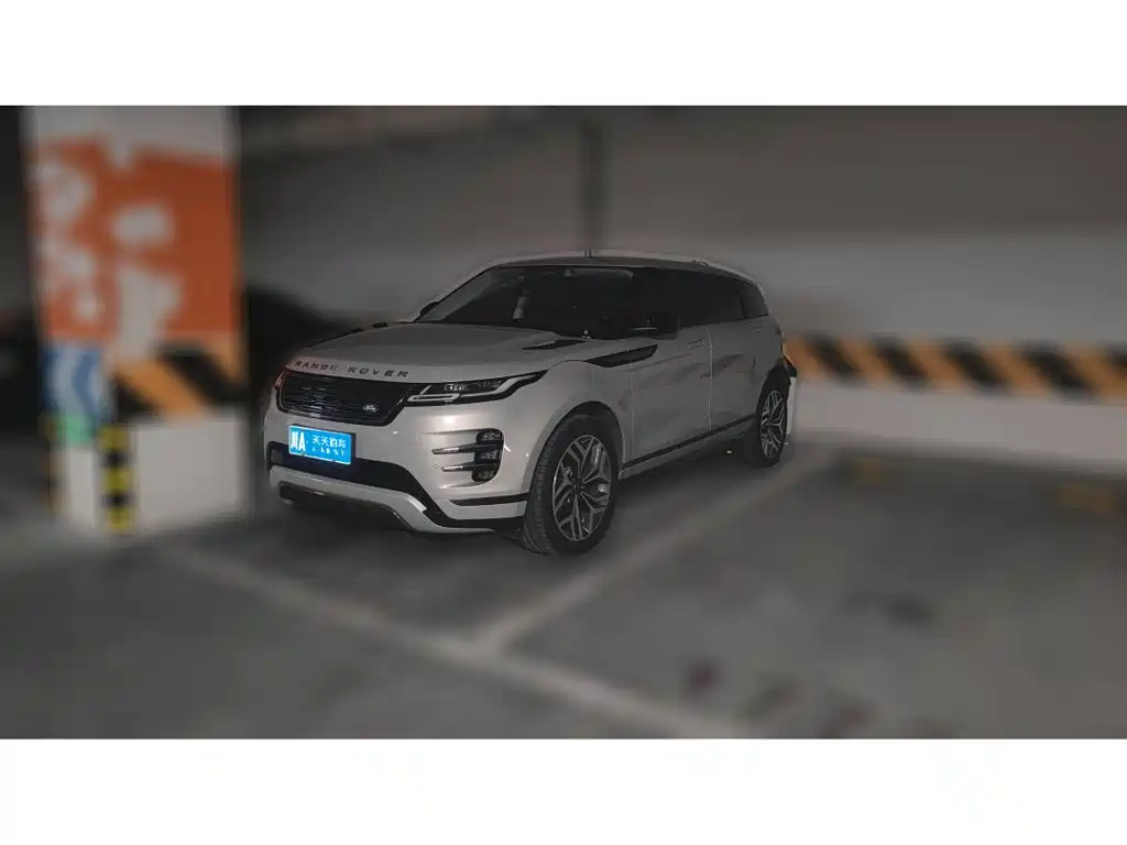 Land Rover Range Rover Evoque 2025 2024 Range Rover Evoque L 249PS Light Master Edition