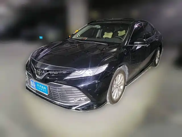 Toyota Camry 2019 Facelift 2.0G Luxury Edition — фото 1