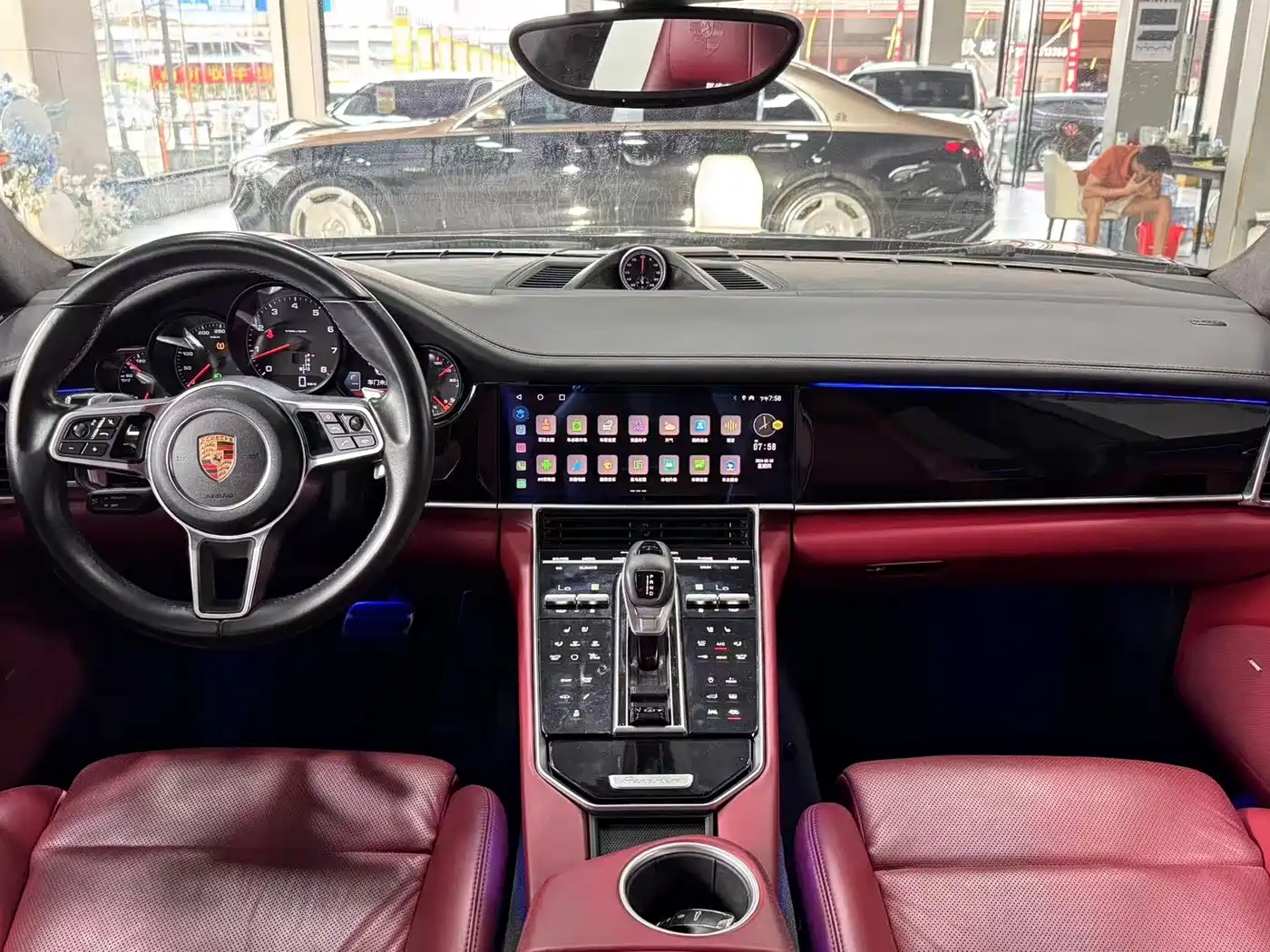 Porsche Panamera 2014 Panamera 3.0T фото 5
