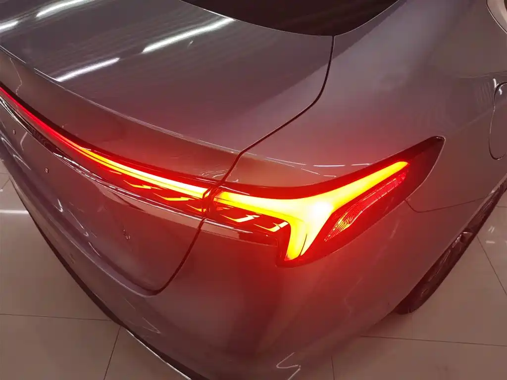 Buick LaCrosse 2025 Model 28T Platinum Edition фото 24