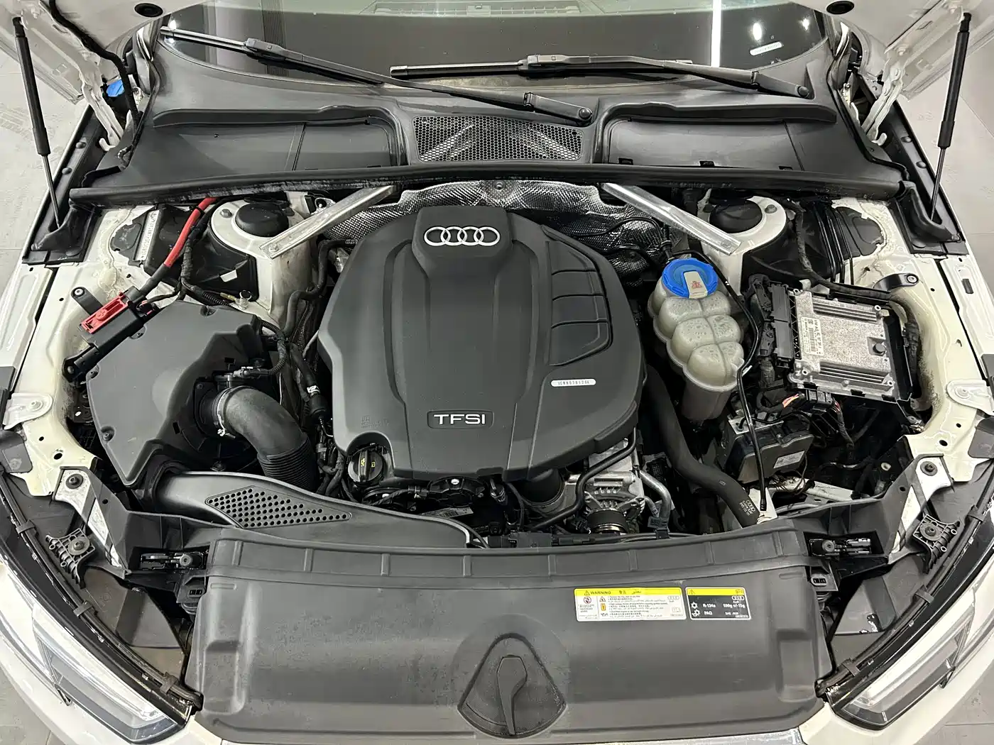 Audi A4L 2017 Plus 40 TFSI Progressive фото 2