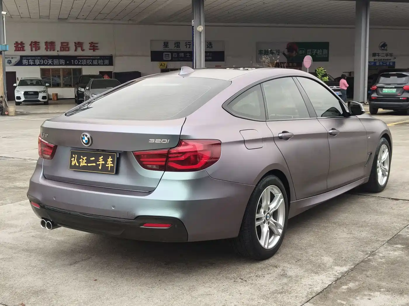 BMW 3 Series GT 2020 320i M Sport Package фото 4