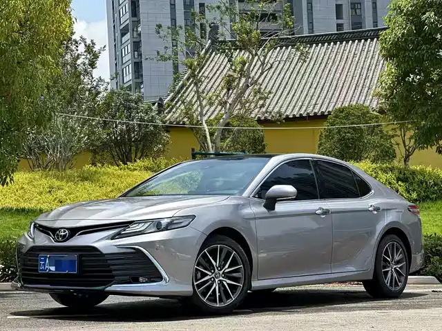 Toyota Camry 2022