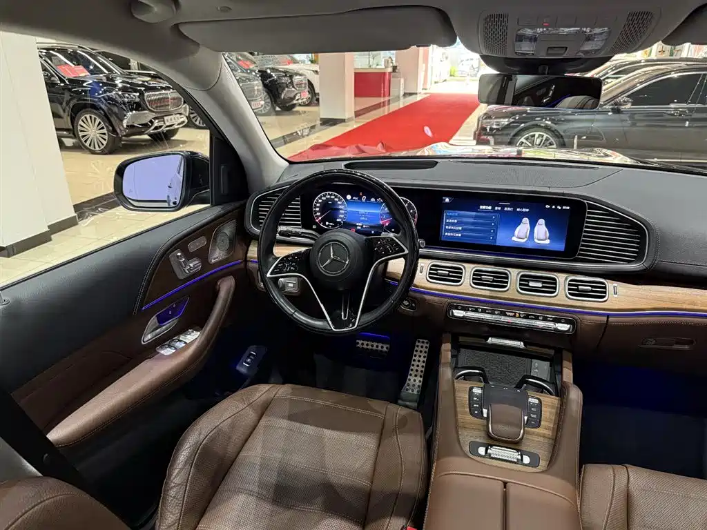 Mercedes-Benz GLS 2024 Model GLS 450 4MATIC Luxury фото 23