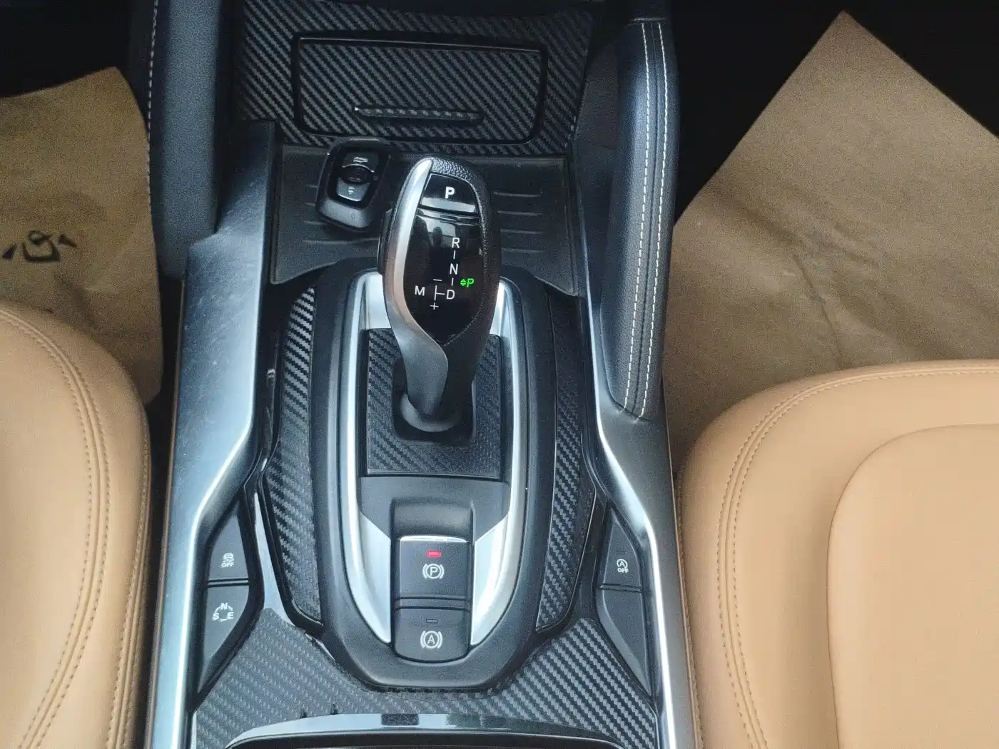 Zhonghua V7 2018 2018 280T DCT Luxury 7-seater