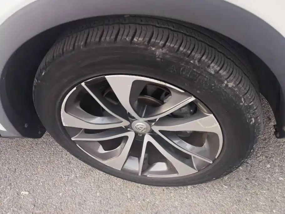 Zhonghua V7 2018 2018 280T DCT Flagship 7-seater