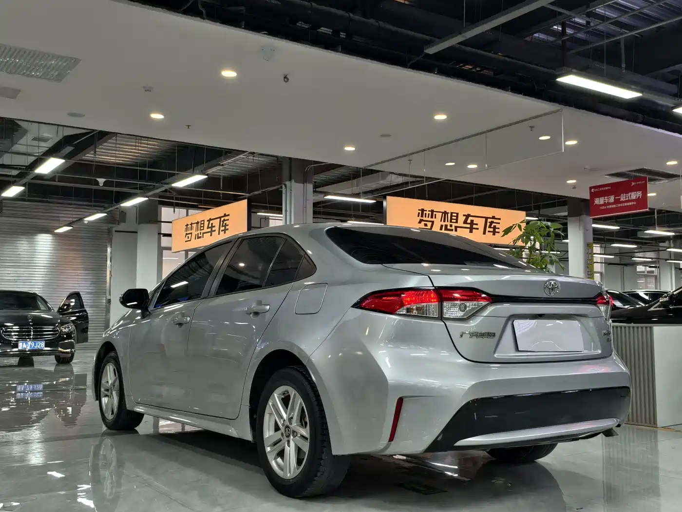 Toyota Levin 2019 185T CVT Luxury Edition China V фото 4