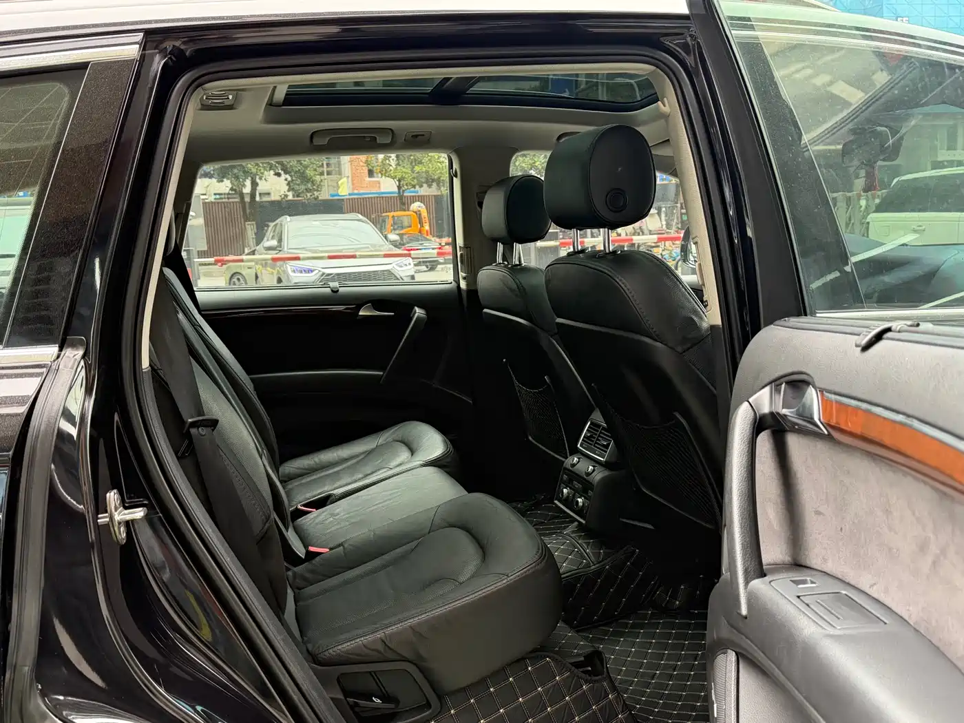 Audi Q7 2012 3.0 TDI Leading Edition фото 6