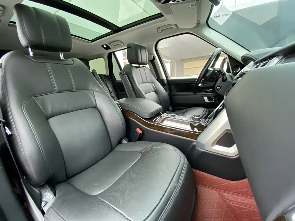 Фото 9 - Land Rover Range Rover