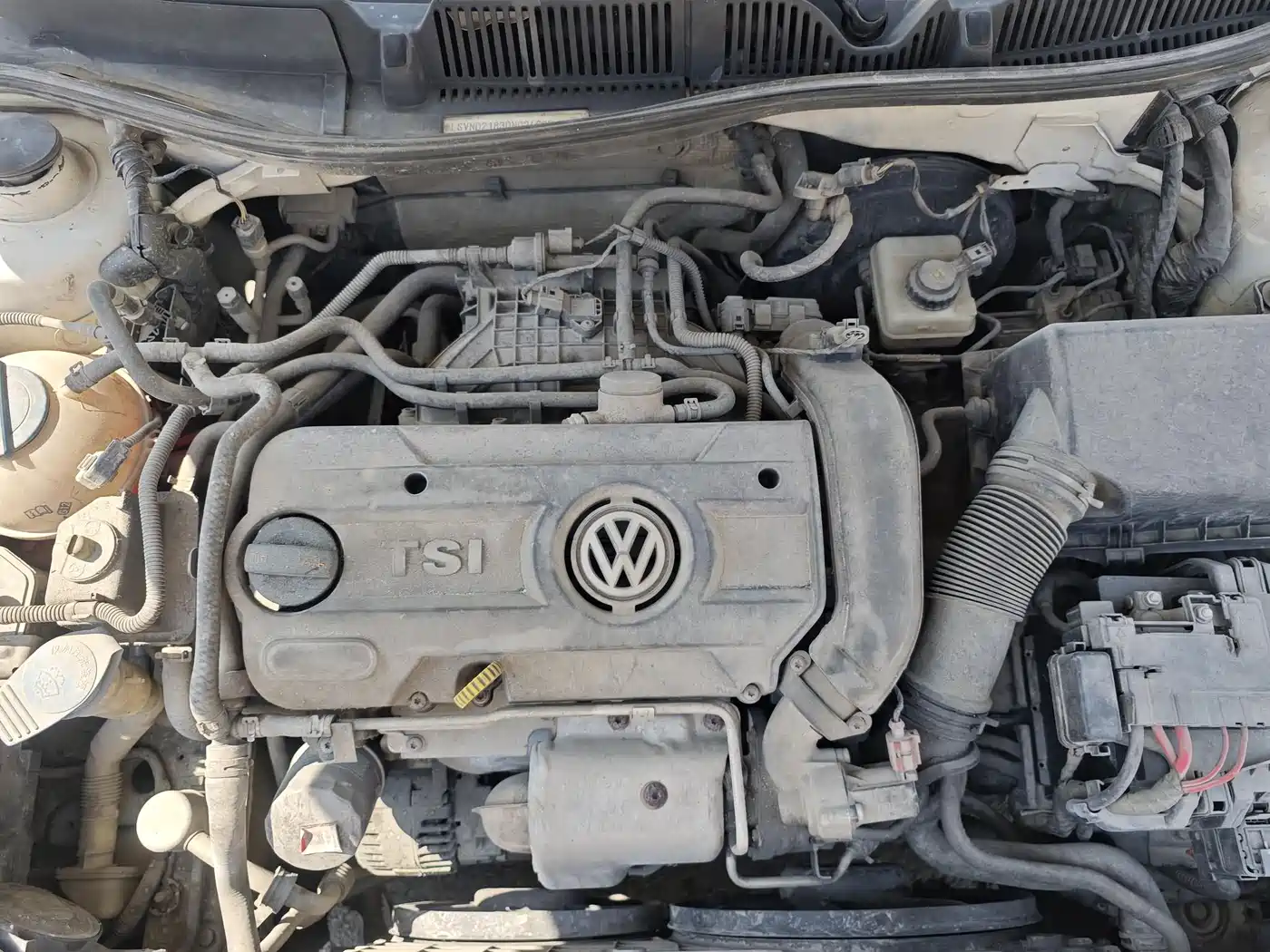 Volkswagen Lavida 2013 1.4TSI DSG Comfort Edition фото 18
