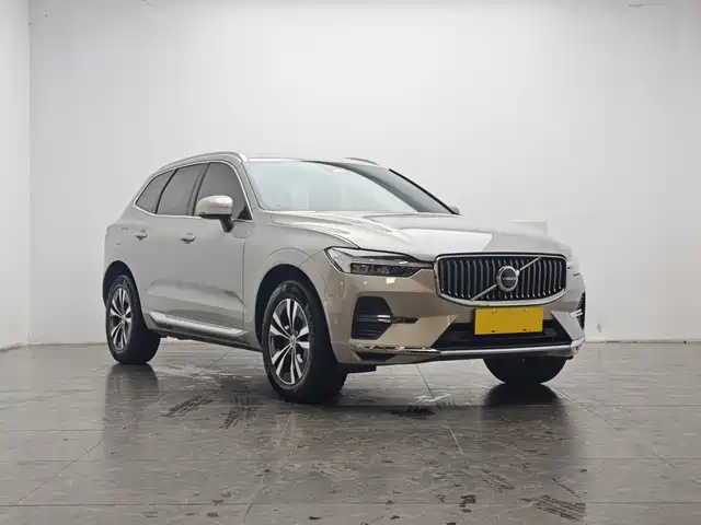 Volvo XC60 2025 B5 AWD Smart Luxury Edition — фото 2